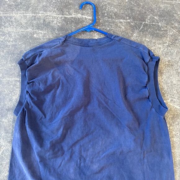 Vintage Fruit of the Loom Shirt Mens L Blue Sleeveless Pocket T Bleached Faded - Picture 5 of 8